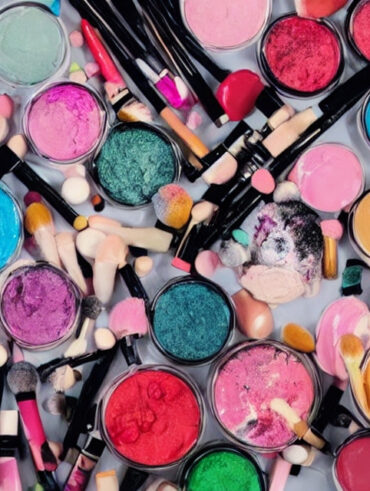 Få tips til sjov og sikker leg med JaBaDaBaDo's børnesminke