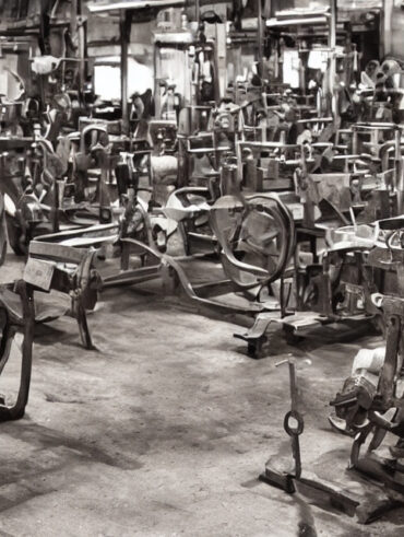 Fra håndbukkemaskiner til CNC-styrede: En historie om udviklingen inden for bukkemaskiner