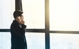 Sådan finder du ud af, hvem der ringer fra ukendt nummer