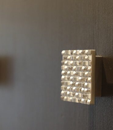 Inspirerende idéer til unikke og kreative knagerækker