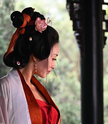 Hårspænder og hårtrends: Hvordan du kan opgradere din frisure med det rette tilbehør