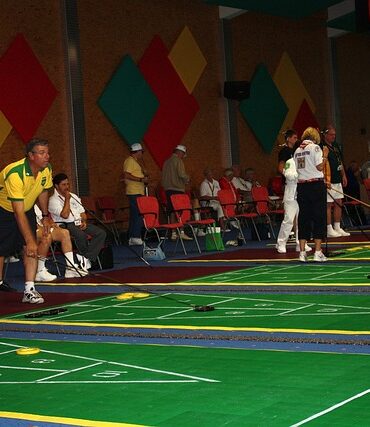 Opdag magien ved shuffleboard: En gammel sport med moderne twist