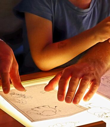 Small Foots tegnebord: Kvalitet og holdbarhed i ét praktisk design