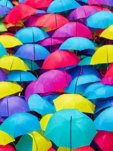 Undgå regnvejrsproblemer med en praktisk taskeparaply